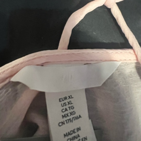 Light blush pink long maxi, high gathered waist. Open back with ties - Picture 7 of 13